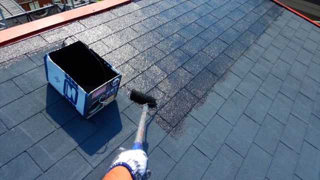 □屋根塗り替えを自分で行うメリットとデメリット