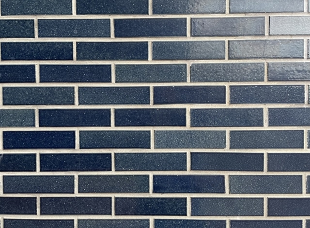 紺色の外壁塗装を長持ちさせるには