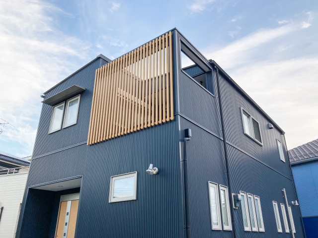 外壁サイディングの色選びで後悔しないためのポイントは?