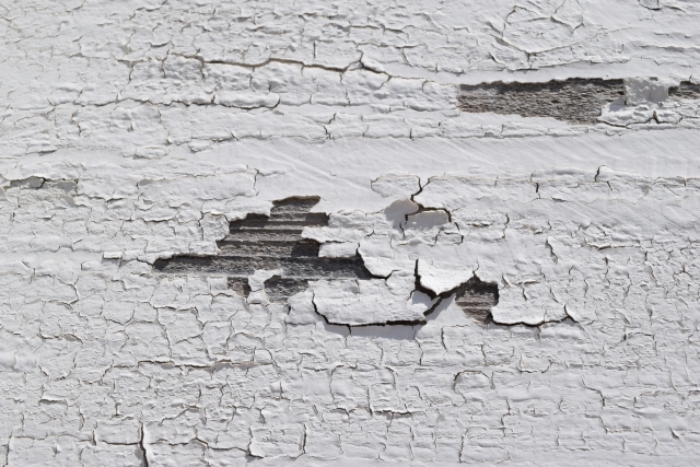 外壁塗装の剥がれが起きる背景を知る
